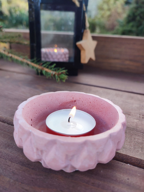 Terakoto-růžový svícen, miska miska starorůžová na čajové svíčky beton svícen. terakoto-růžová minisvícen 