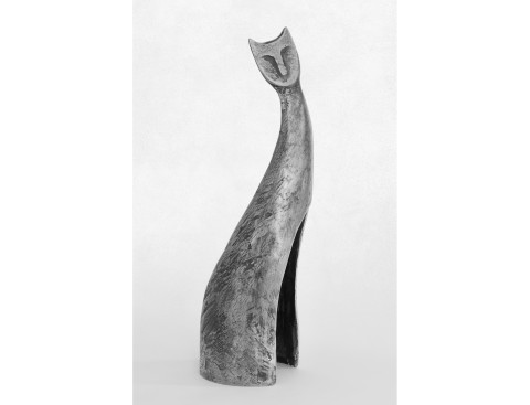Socha kočka kov cín soška zvíře dekorace kov originální doplněk cín plastika socha kovová kočka soška kočky sochy umělecké malá umění do bytu barbora fausová do interiéru cínová z cínu plastiky dílo z kovu sochařství cínová socha socha kočky 