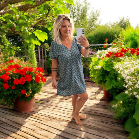 Dámská viskozová šatovka - M/L letní bavlna lehké viskoza 