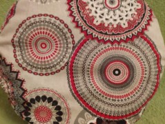 Meditační polštář s výšivkou