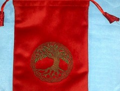 Meditační polštář s výšivkou