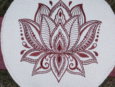 Meditační polštář s výšivkou