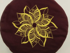 Meditační polštář s výšivkou