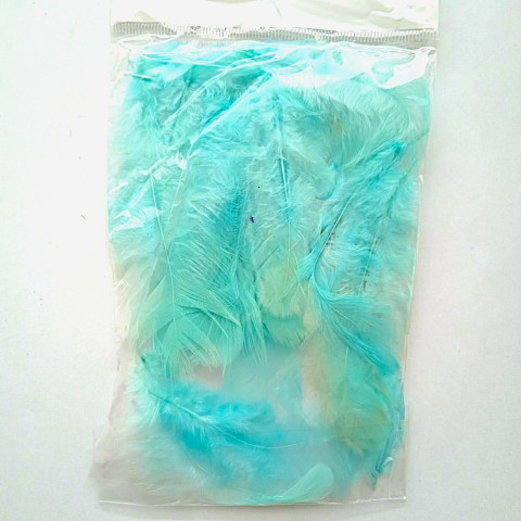 Slepičí peří - 20ks náušnice ozdoba peří azurová tvoření 