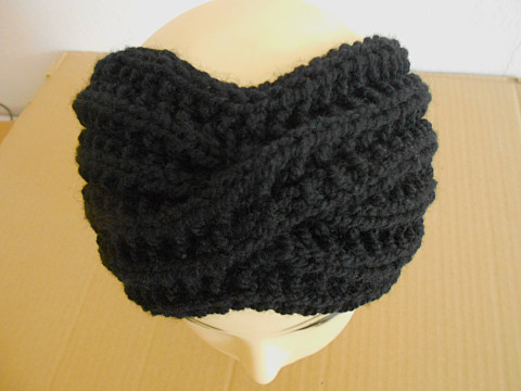 Křížená čelenka s vlnou hnědá čelenka akryl vlna křížená 