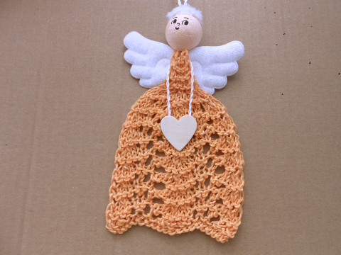 Pletený andělíček k zavěšení vánoce bavlna bílá béžová akryl anděl andělka 