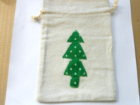 Dárkový pytlík lněný 13x18 cm červená dárek vánoce zvonek pytlík len 