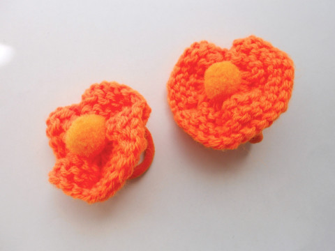 Pletená gumička do vlasů vlasy oranžová akryl gumička 