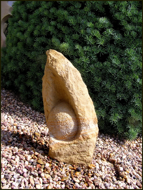 SOCHA Z PÍSKOVCE  - *NOVÝ ŽIVOT* plastika socha skulptura zahradní socha socha z pískovce exteriérová socha socha do zahrady. sochy z pískovce 