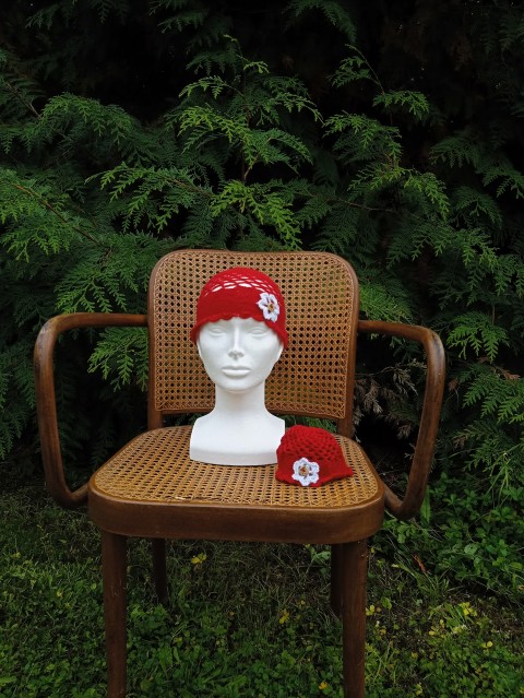 Čepice pro maminku a dceru jahůdky 