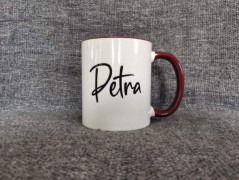 Hrnek se jménem, Simona