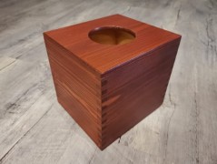 Krabička na dokumenty, šperky