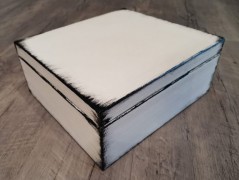 Krabička na dokumenty, šperky