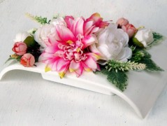 Věnec s fuchsiovými růžemi