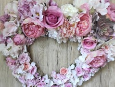 Srdce bíložluté s kopretinami