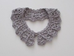 Háčkovaný límeček