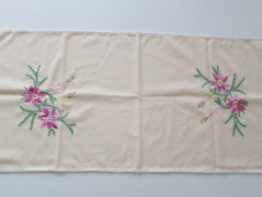 Háčkovaný límeček