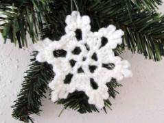 Háčkovaný límeček