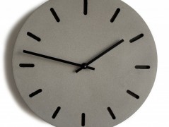 Betonové hodiny - karamel