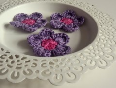 Náramek z min.tyrkenit s motýlkem