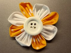 Náramek z min.tyrkenit s motýlkem