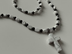 Náramek z min.tyrkenit s motýlkem