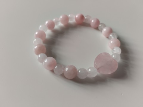 Náramek se srdíčkem pro slečny náramek růžová růženín srdce 