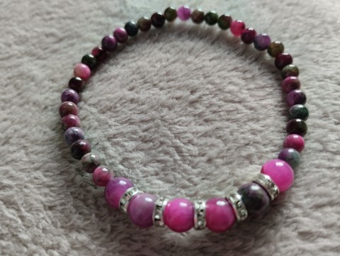 Náramek z perského nefritu náramek nefrit zelená růžová 