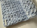 Deka háčkovaná z měkké příze81x71cm