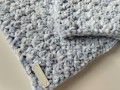 Deka háčkovaná z měkké příze81x71cm