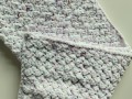 Deka háčkovaná z měkké příze83x65cm