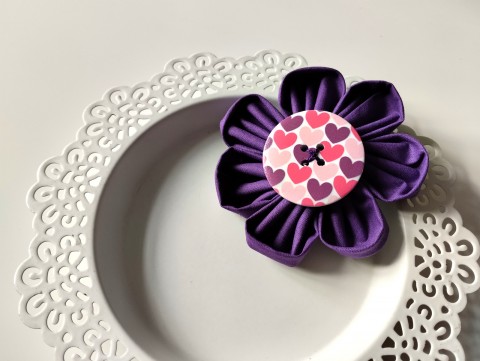 Látková kytička průměr 8cm kytka brož ozdoba nášivka 