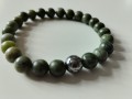 Náramek z minerálu jadeit s míčem
