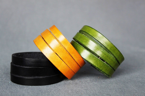 Kožený prořezávaný náramek pletený náramek boho náramek hipie náramek propletený náramek 