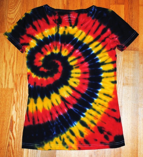 Batikované tričko - V ohni batika léto spirála hippie batikované bohémské 