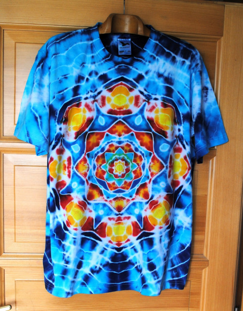 Batik.tričko XXL - Květ ve vlnách moře modrá léto mandala hippie batikované bohémské 