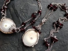 Nerez prstýnek olivový.