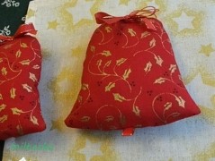 rouška se srdíčky