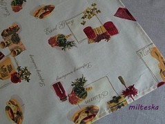 rouška se srdíčky