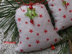 rouška se srdíčky