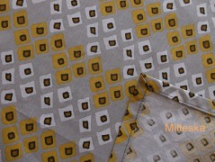 rouška se srdíčky