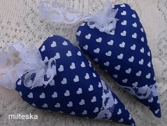 rouška se srdíčky