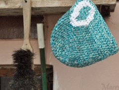 Žlutý náhrdelník