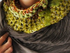 Žlutý náhrdelník