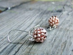 Žlutý náhrdelník