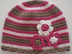 Háčkovaná čepička 217