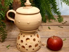 S brusinkami...salad press - kvašák