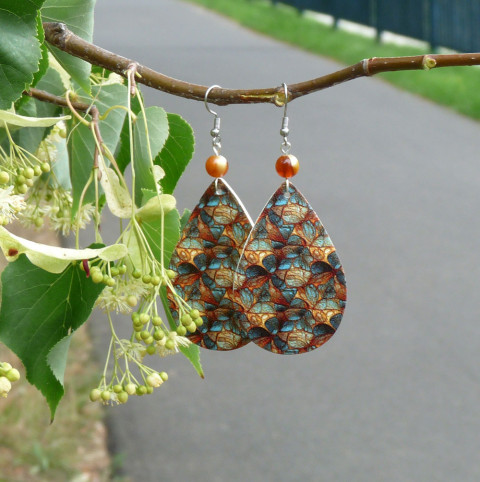 Náušnice - vitráž pestrobarevné náušnice fantazie dívčí veselé cool extravagantní dlouhé originál kapky fantasy velké vitráž kostel handmade nepřehlédnutelné slzy chrám fantazijní neposedné rozpustilé 