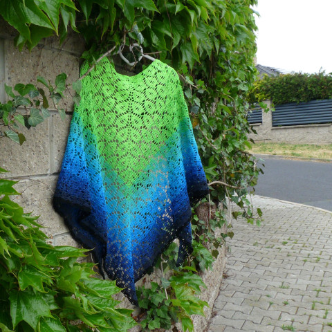 Háčkovaný šátek - zpěv pavího krále 