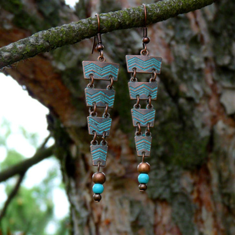 Náušnice - lesní potůčky (tyrkenit) náušnice extravagantní lesní patina dlouhé originál minerály delší tyrkenit měděné handmade jedinečné ryté indiánské léto etnické atraktivní neokoukané pramínky destičky potůčky 